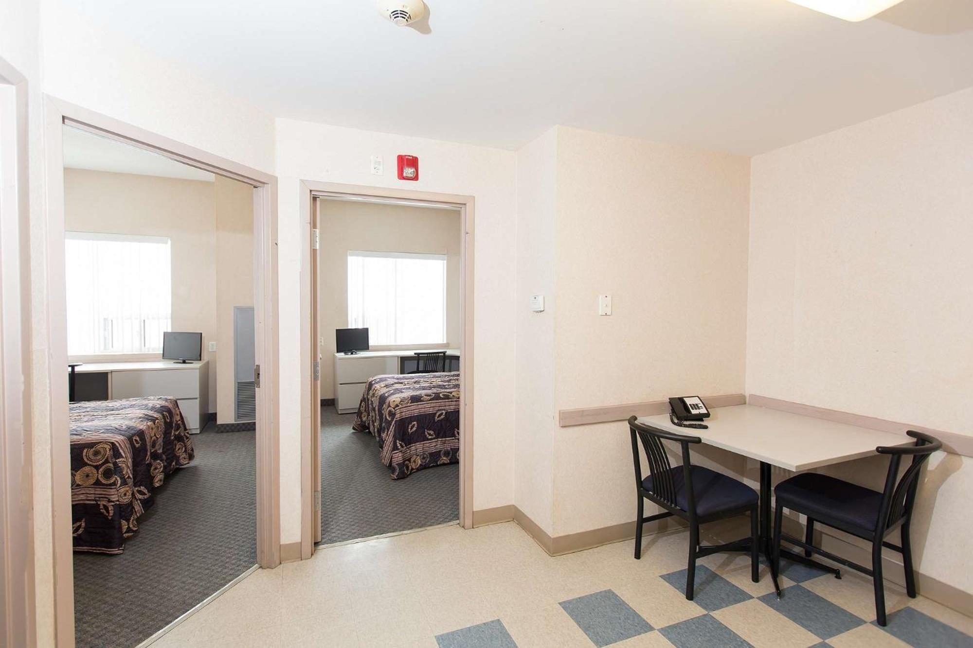 RESIDENCE & CONFERENCE CENTRE - KITCHENER-WATERLOO | ⋆⋆ | CANADA ...